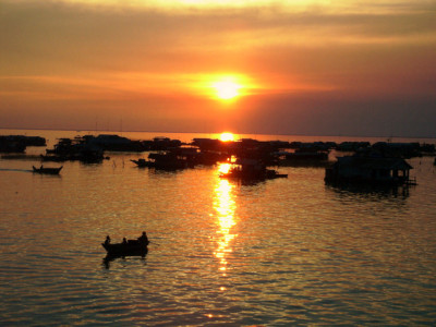 tonle sap lake sunset