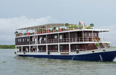 Toum Tiou cruise Siem Reap - Phnom Penh 3 Days 2 Nights